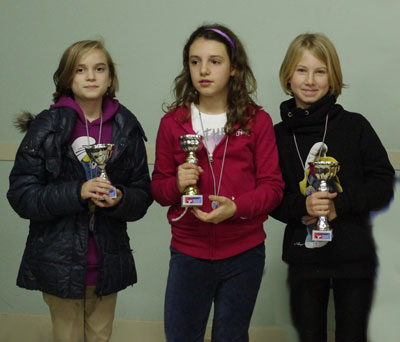 Le prime tre classificate del torneo A femminile: da sinistra a destra Maria Meneguzzo, terza; Elisa Endrigo, seconda; Matilde Gerotto, prima.