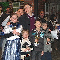 I premiati del torneo B: da sinistra a destra: Alice ... (1^ bambina); Leonardo Scarsella (3°); Luca Alberto Dalla Via (2°); Enrico Pieropan (1°)