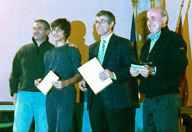Alessio Boraso riceve il premio quale miglior classificato sotto i 2000 punti Elo